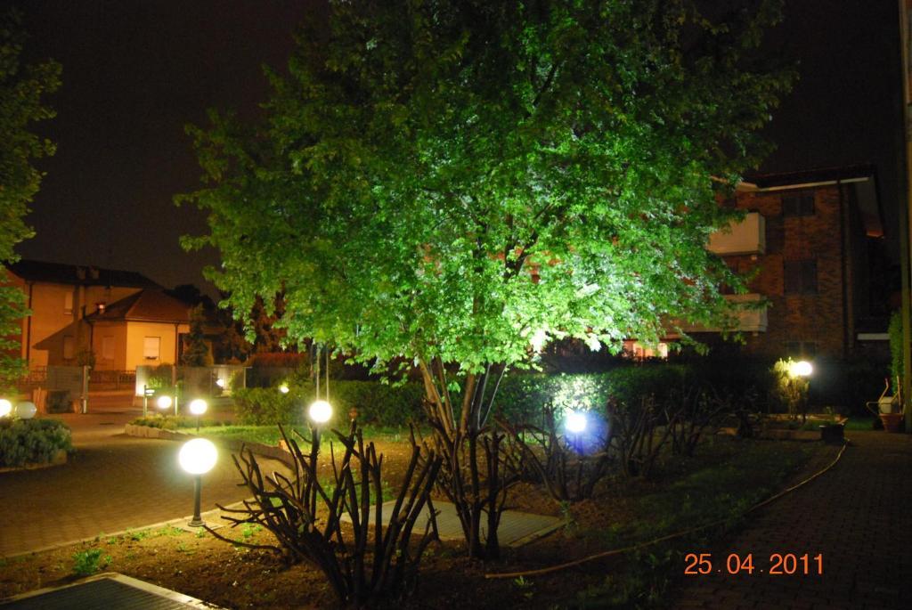 فندق Vecchia Brianza Seveso الغرفة الصورة